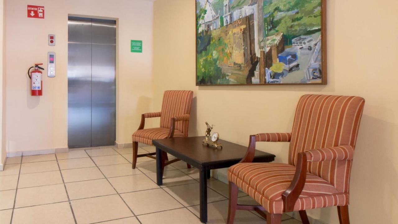 Chn Hotel Monterrey Santa Fe Esterno foto